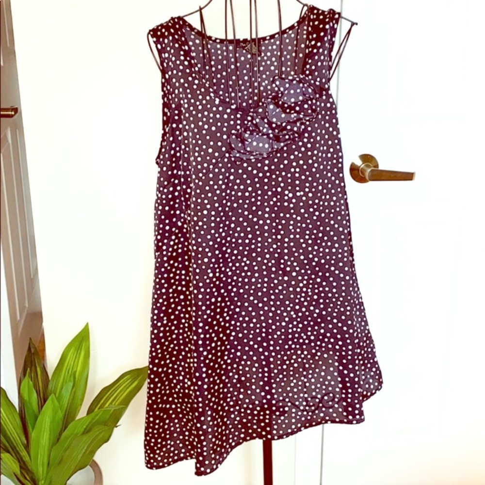 🎉LAST CHANCE ITEM!-Asymmetrical polka dot top